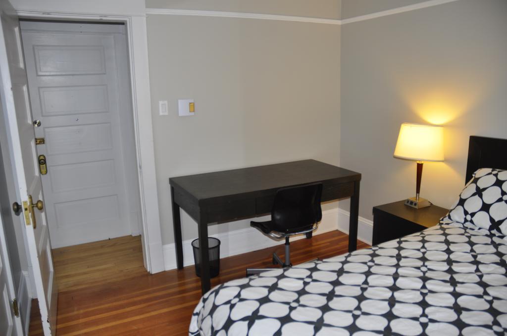 Moncton Suites - Apartments Across Georges Dumont Dış mekan fotoğraf