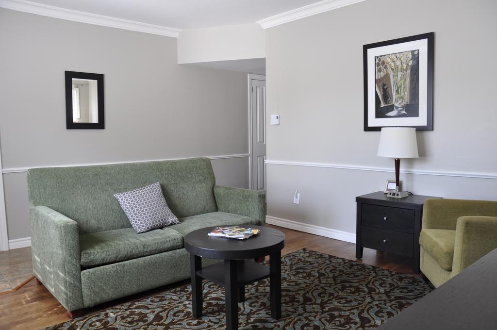 Moncton Suites - Apartments Across Georges Dumont Dış mekan fotoğraf