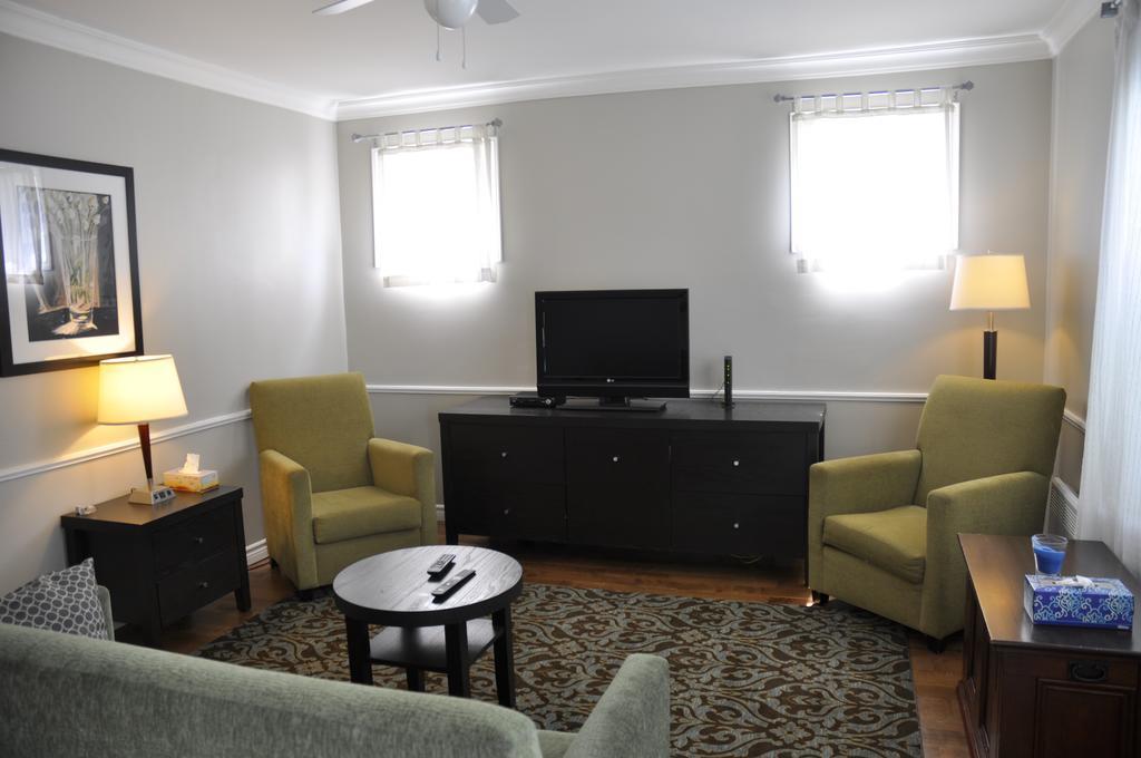 Moncton Suites - Apartments Across Georges Dumont Dış mekan fotoğraf