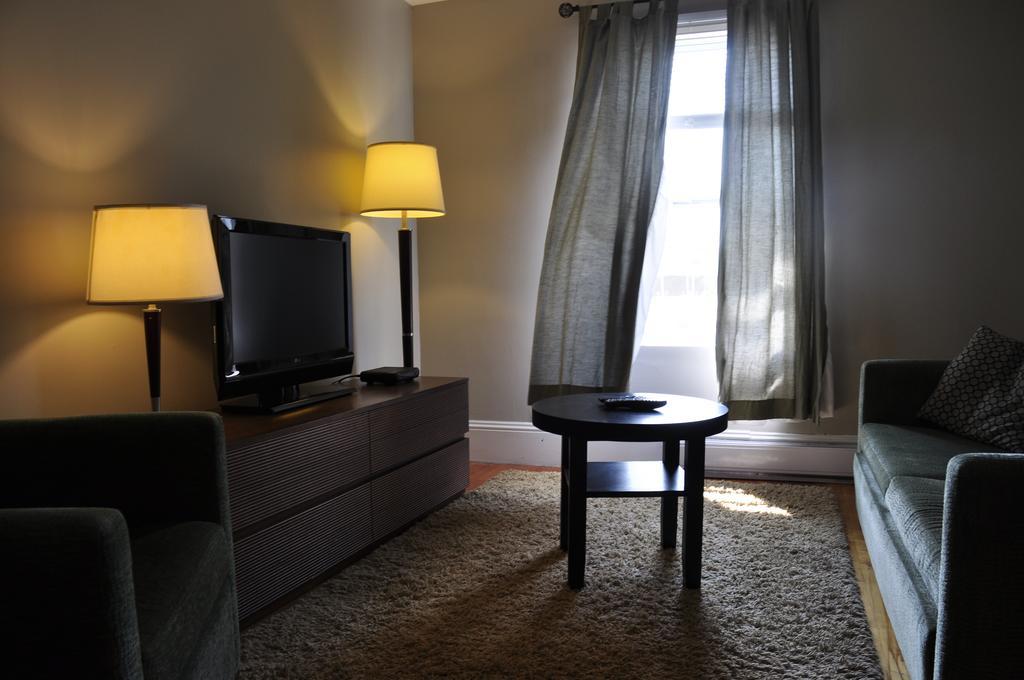Moncton Suites - Apartments Across Georges Dumont Dış mekan fotoğraf