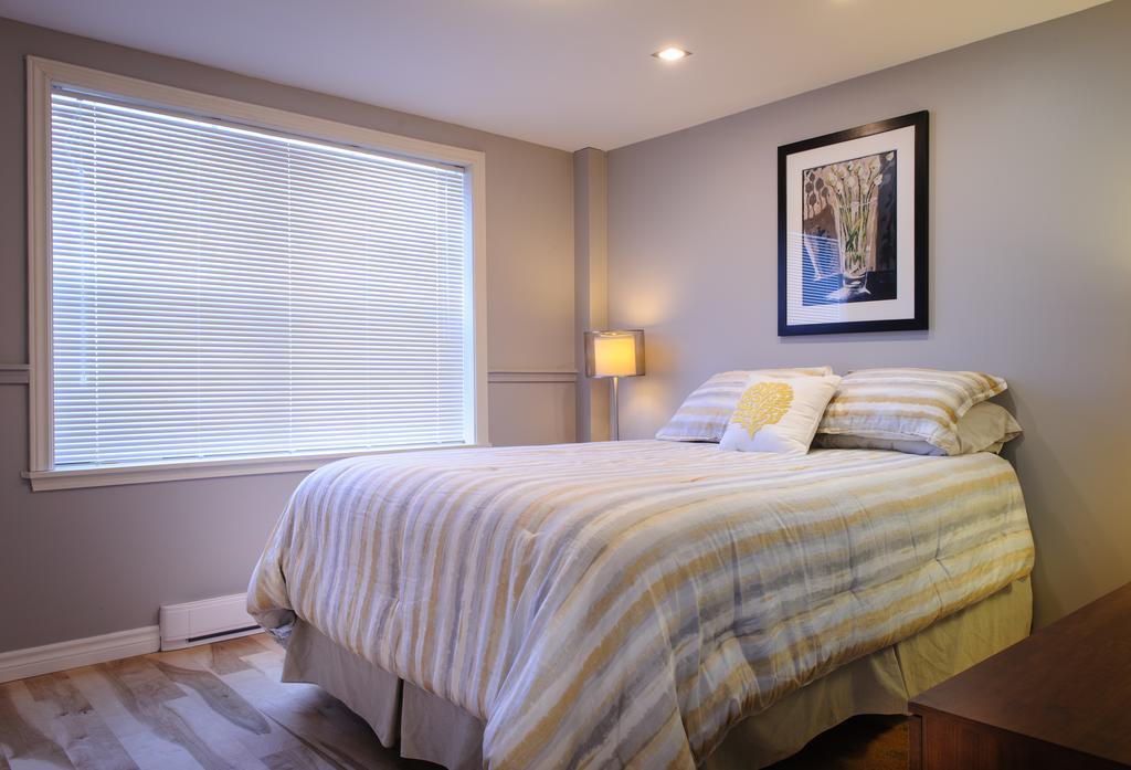 Moncton Suites - Apartments Across Georges Dumont Dış mekan fotoğraf