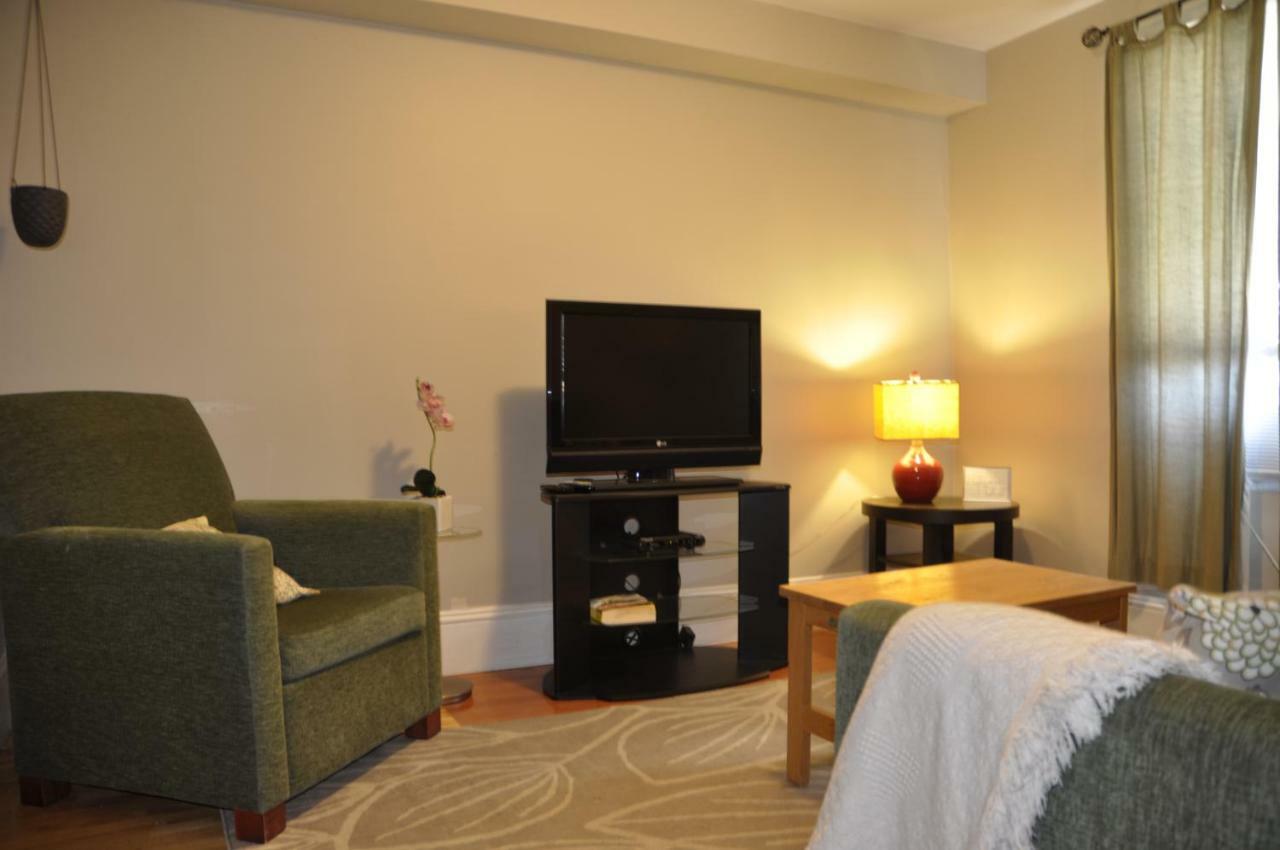 Moncton Suites - Apartments Across Georges Dumont Dış mekan fotoğraf